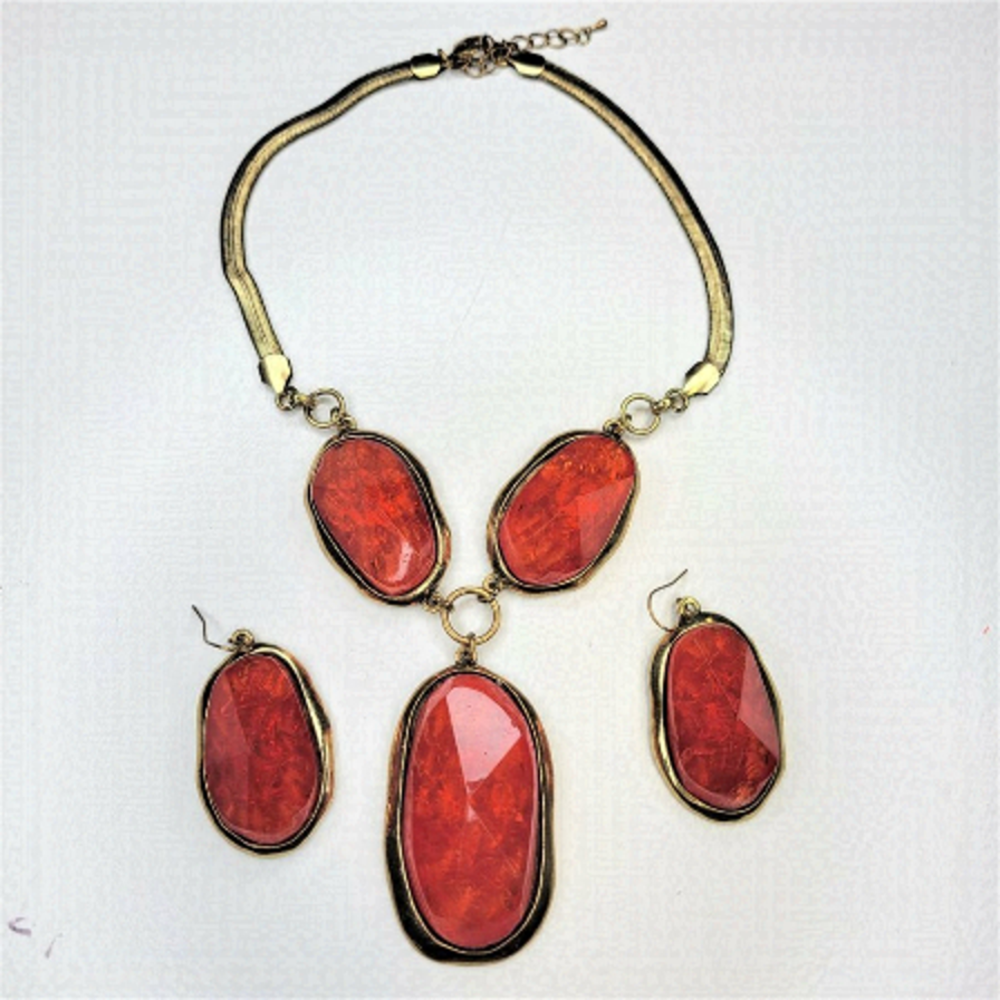 Red Cabochon Stone Necklace